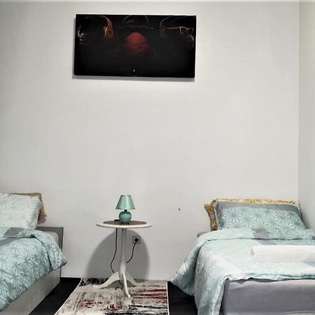 Wohnung In Der Naehe Wiener Stadthalle Und Zentrum 9 Eksteriør bilde
