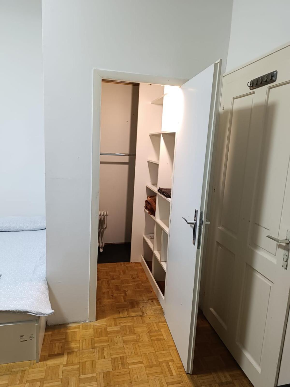 Wohnung In Der Naehe Wiener Stadthalle Und Zentrum 9 Eksteriør bilde